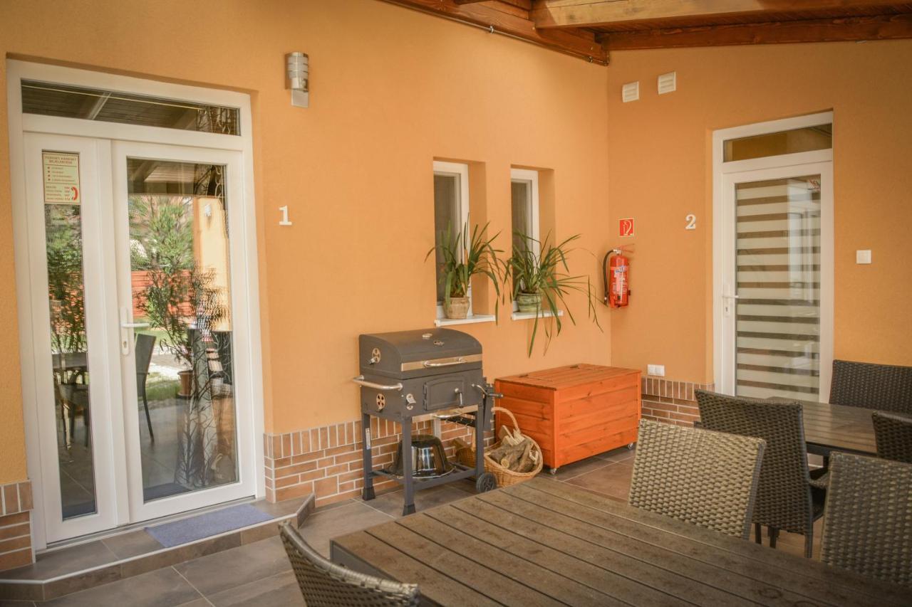 Oros House Apartmanhaz Orosháza Екстериор снимка