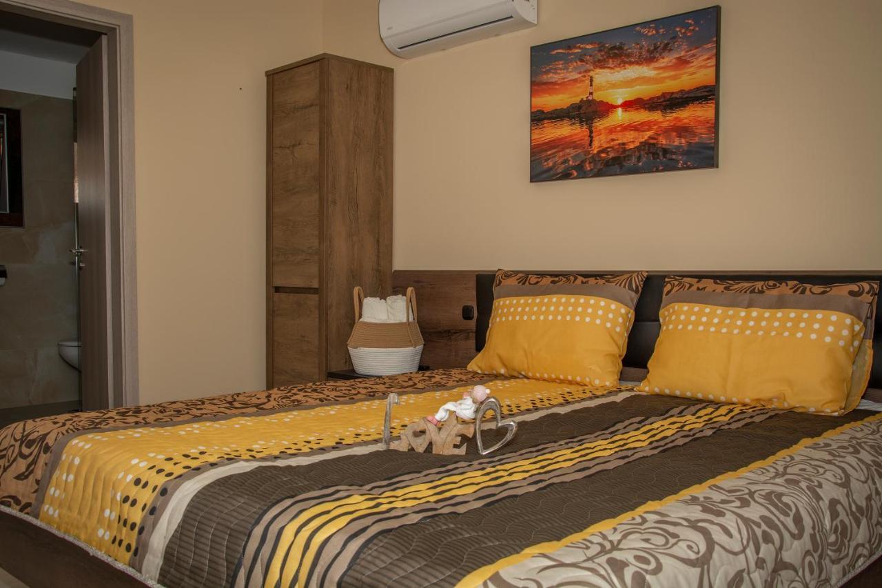 Oros House Apartmanhaz Orosháza Екстериор снимка