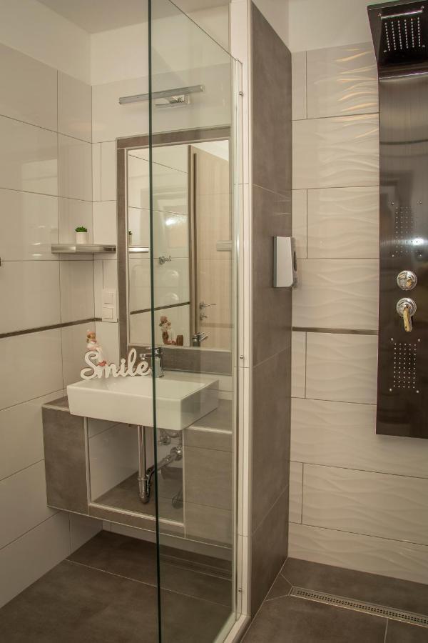 Oros House Apartmanhaz Orosháza Екстериор снимка