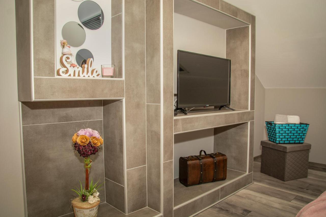 Oros House Apartmanhaz Orosháza Екстериор снимка