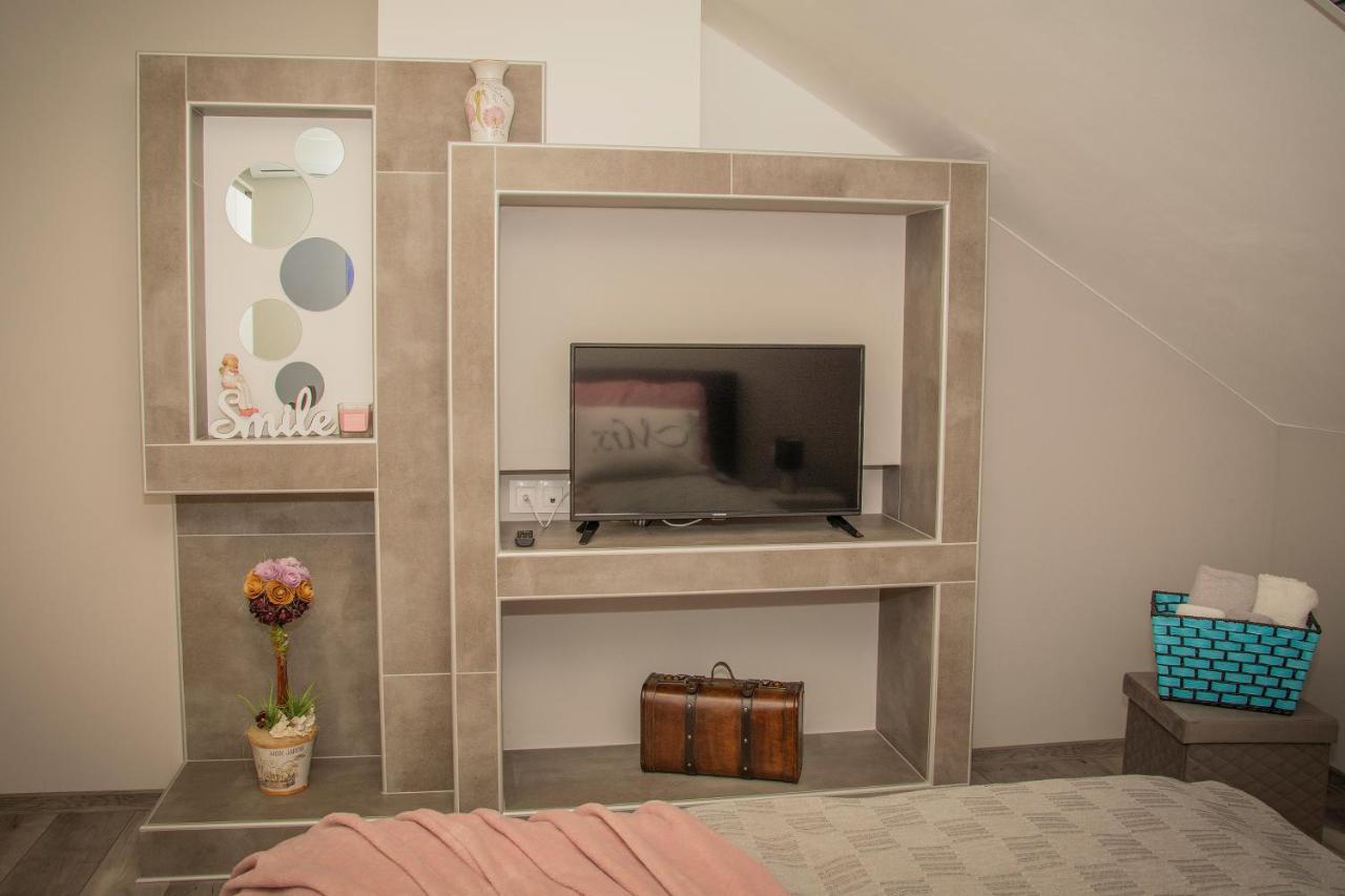 Oros House Apartmanhaz Orosháza Екстериор снимка