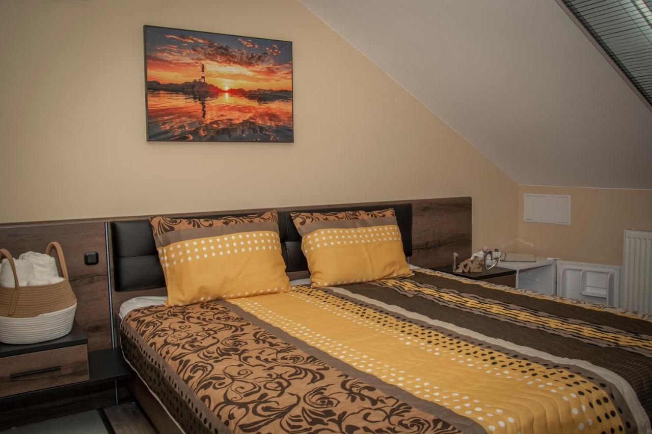 Oros House Apartmanhaz Orosháza Екстериор снимка